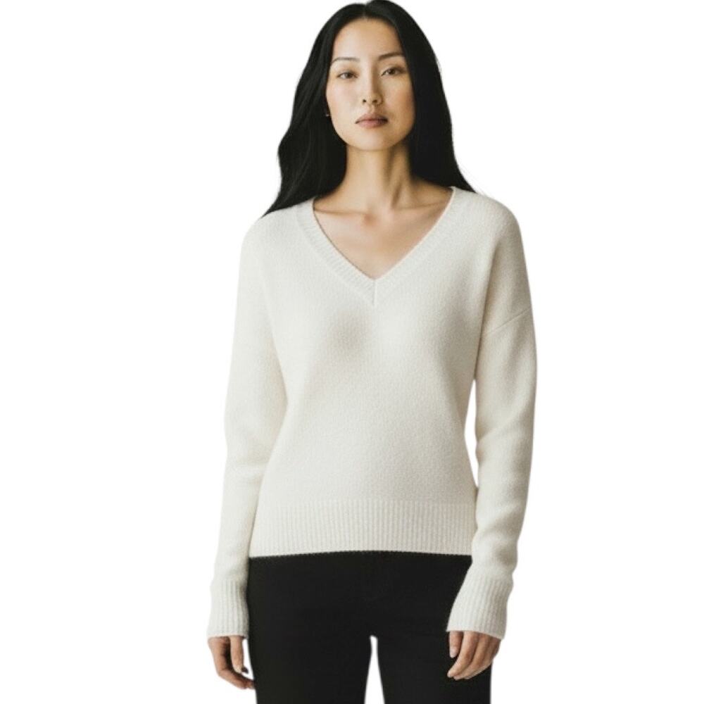 Quince Cream Long Sleeve V Neck Brushed Cashmere Fitted Sweater-Small